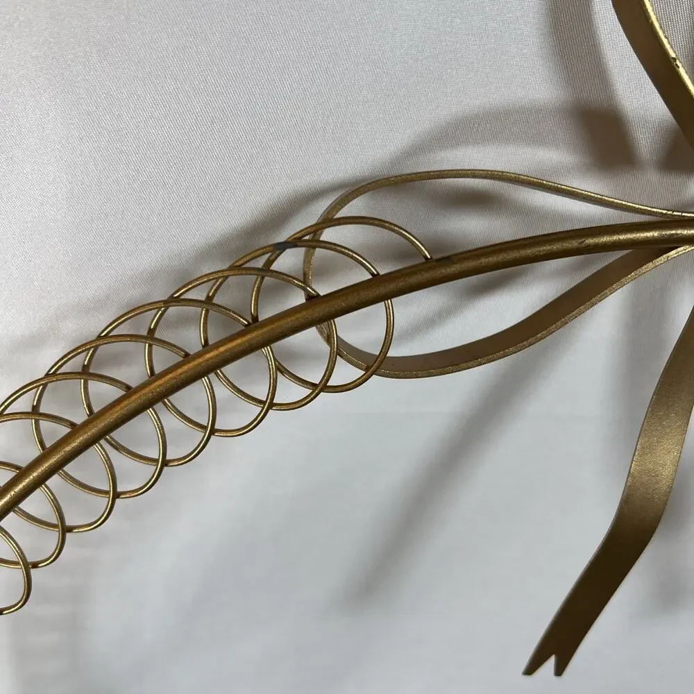 Vintage Large 18” Gold Wreath w/ Bow Holiday Card Holder Metal Wreath Christmas